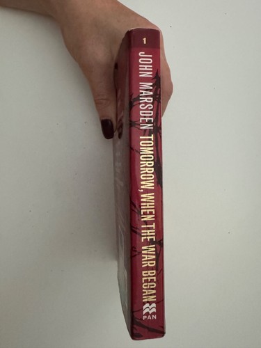 #1 Tomorrow, When The War Began - The Tomorrow Series - John Marsden - Picture 5 of 5