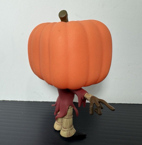 Lotto di 2 personaggi Funko Pop Disney in vinile - Nightshade Sally & Pumpkin King Jack - Foto 8 di 13