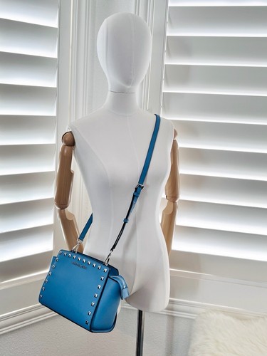 NWT Michael Kors Selma Stud Medium Sky Blue Leather Crossbody Bag $398 - Picture 12 of 14