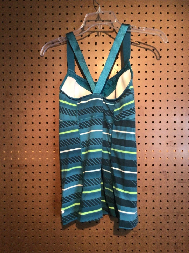 Oakley женщин размер средний плавать танкини верхний зеленый в полоску #19 - Изображение 4 из 4