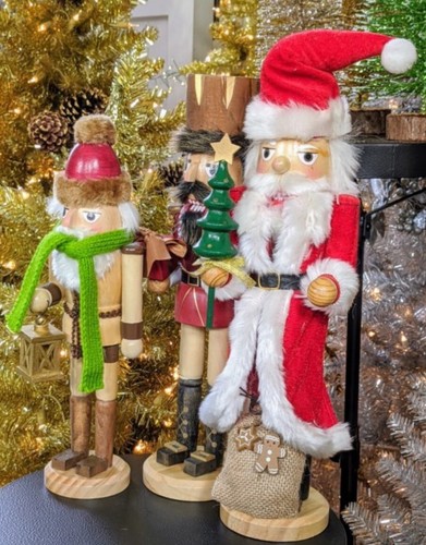 Traditional Trio 3pc Wooden Nutcracker Set QVC 12" 13.5" 15" Christmas Figurine - Picture 5 of 6