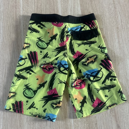 MAUI AND SONS Y14 BLACK SHARK 4-WAY STRETCH SWIM BOARD SHORTS RETRO COLORS - Picture 10 of 12