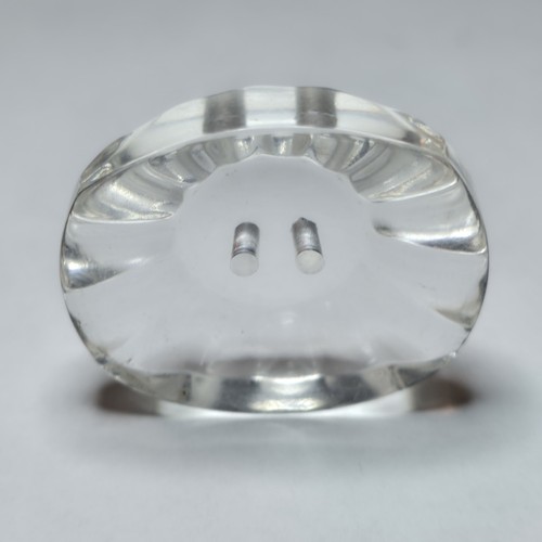 Vintage 2-Hole Buttons Oblong Faceted Clear Plastic Chunky 3 Pieces 34.8 mm - Picture 2 of 6