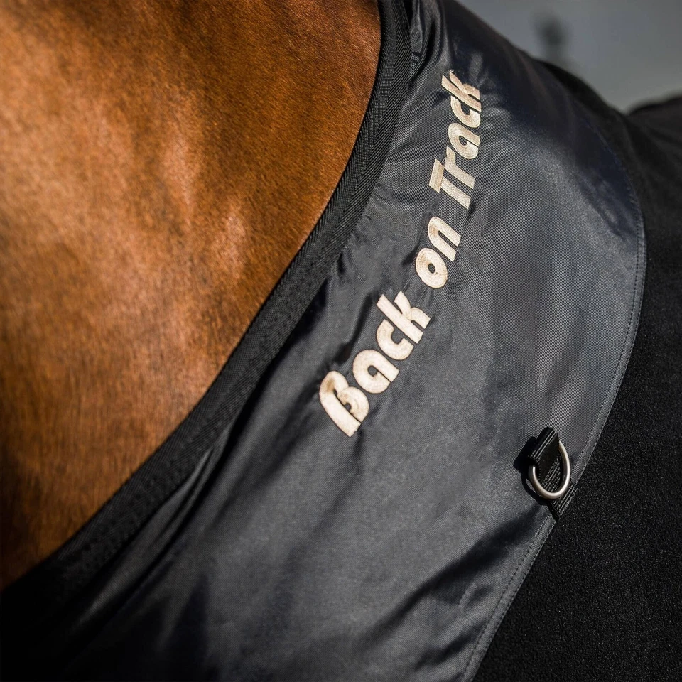 Back on Track 155 Abschwitzdecke SUPREME mit D-Ringen atmungsaktive - Bild 3 von 4