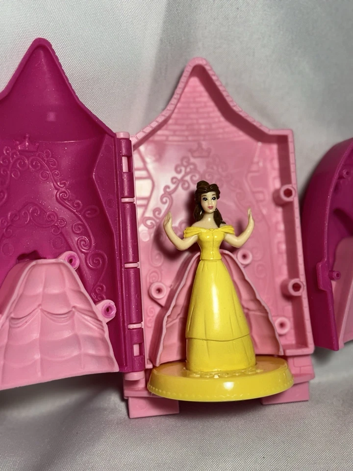 Hasbro Play-Doh Mold 2011 Walt Disney's Prettiest Princess With Mini Castles Foto 4 de 4