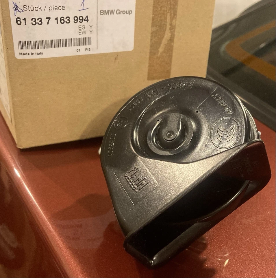 BMW 61337163994 E36 buzina tom alto 318is 318ti 325i 325is M3 - Imagem 2 de 2