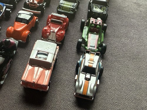 16x Galoob Micro Machines joblot Bundle Vehicles Vintage Card Truck Jet ski - Picture 5 of 24