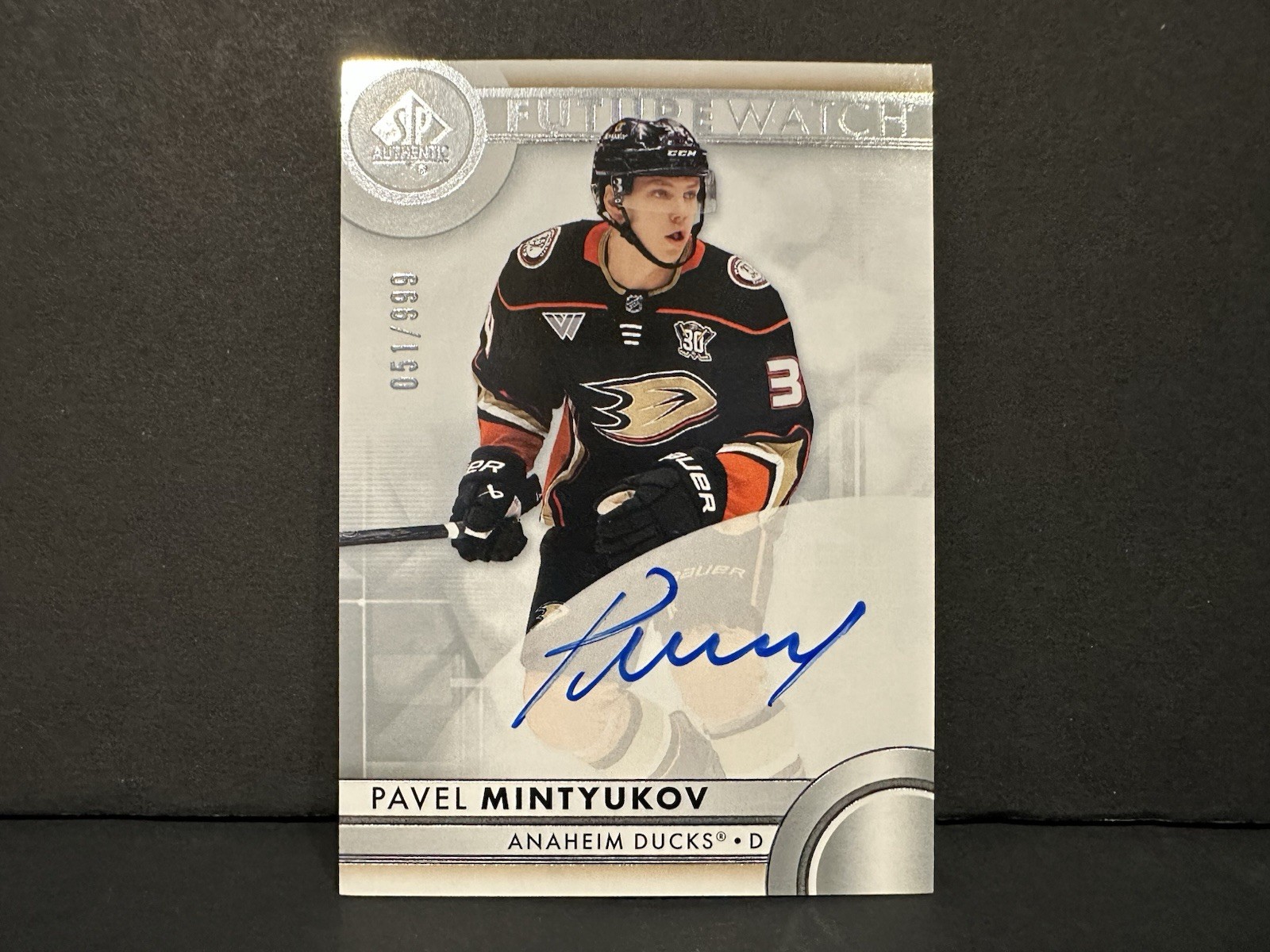 2023-24 SP Authentic Pavel Mintyukov Future Watch Auto /999 #183 Anaheim Ducks!