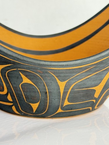 Northwest Coast Artist Judy Cranmer Pottery Canoe Shaped Bowl Haida Design - Picture 8 of 10