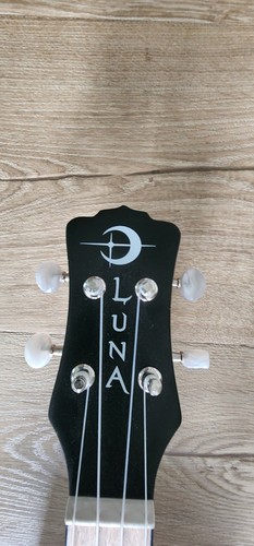 LUNA UKE TC MAH TATTOO FOUR STRINGS CONCERT UKULELE. WORKS. WITH NYLON CASE - Picture 3 of 11