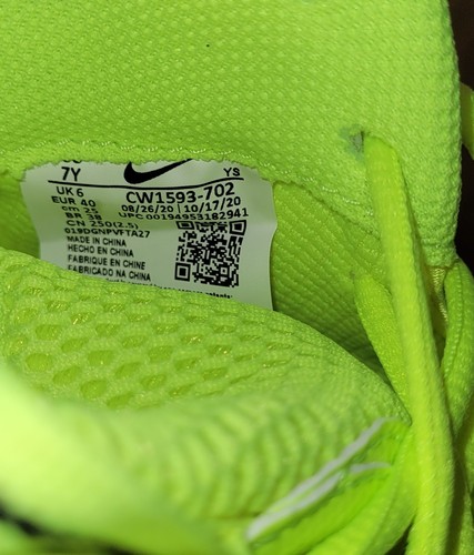 Scarpa destra solo Nike Air Foamposite (GS) Little Posite Pro Volt Youth taglia 7 anni   - Foto 10 di 11