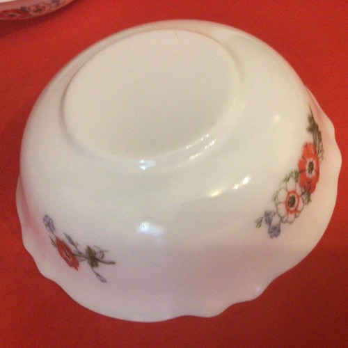 ARCOPAL FRANCE CEREAL BOWLS Paradise Floral Poppies Scalloped 6 1/4" Set of 4 - Picture 11 of 19
