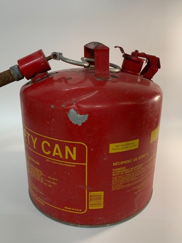 Eagle U2-51-S 5 Gallon Type II Safety Gas Can with Flexible Spout, Red - Picture 9 of 14