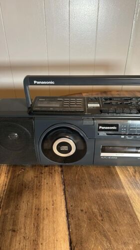 Vintage Panasonic RX-DT50 Vintage 80s Dual Cassette, CD 1988 Portable Tested - Picture 2 of 12