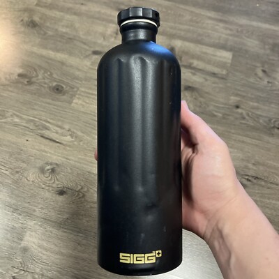 SIGG Sigg Traveller Water Bottle, Black Panther, 1.0 Liter