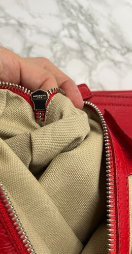 GIVENCHY PANDORA SMALL BAG IN RED GRAINED CALFSIN LEATHER - Picture 12 of 17