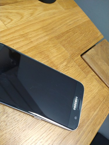 Samsung Galaxy S7 SM-G930F 32GB 4GB EE NETWORK LOCKED *CRACKED TOUCHSCREEN* - Picture 3 of 11