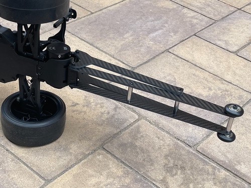 Carbon fiber Adjustable Wheelie Bar For 1/10 Team Associated DR10 Drag Car - Picture 3 of 5