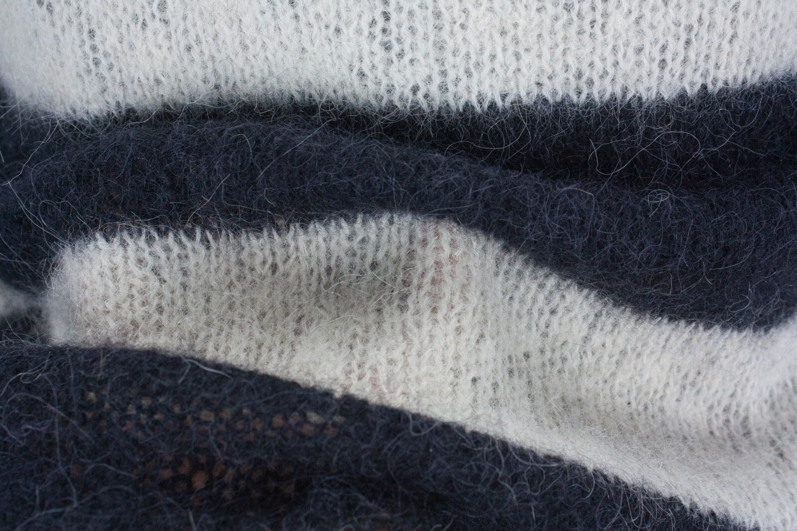 Picture 5 of 24