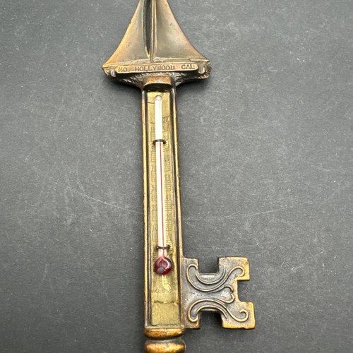 Vintage Metal Skeleton Key Thermometer Sailboat 5.5" Souvenir No Hollywood Ca - Bild 3 von 3