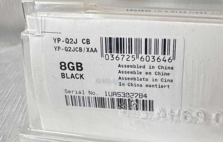 Samsung Q2 8 GB Video MP3 Player (YPQ2J CB) NEW, FACTORY SEALED