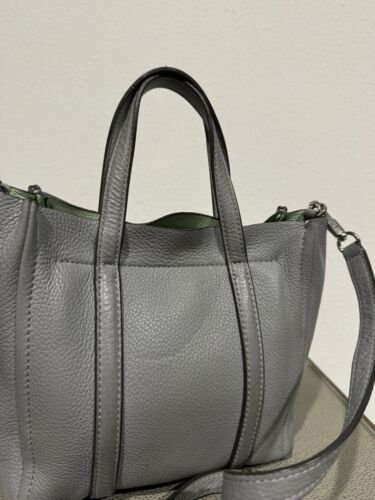 Bolso de Mano MARC JACOBS The Tag 21 Gris Roca Con Forro Aqua M0014439 ¡Raro! - Imagen 13 de 19