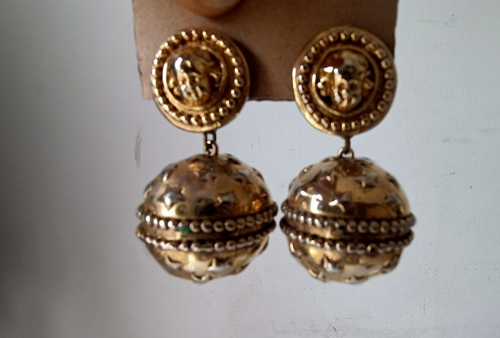 VINTAGE PARIS SCOOTER CLIP EARRINGS - Picture 10 of 19