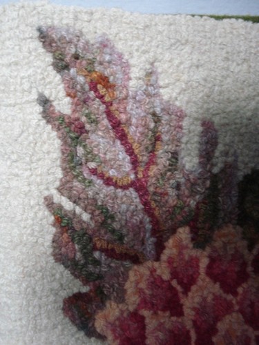 Vintage...Very Old Handmade...Textile Hooked Rug...Flowered Pattern...Book Cover - Picture 2 of 7