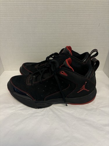 Nike Air Jordan Herren Schwarz Rot Sneaker Schnürschuhe 352711-061 Gr. 9,5 UK 8,5 EU 43 - Bild 5 von 10