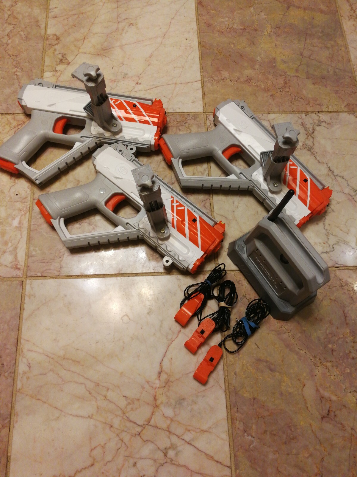 Recoil Laser Tag Bundle 7 peices, guns and more Recoil Laser Tag Bundle 7 peices, guns and more