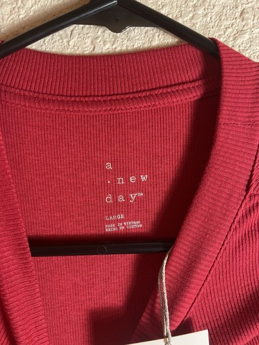 NWT a new day Sz Large T - Shirt/ Red - Picture 5 of 6