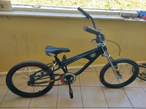Hot Wheels Chopper Bike - Picture 2 of 5