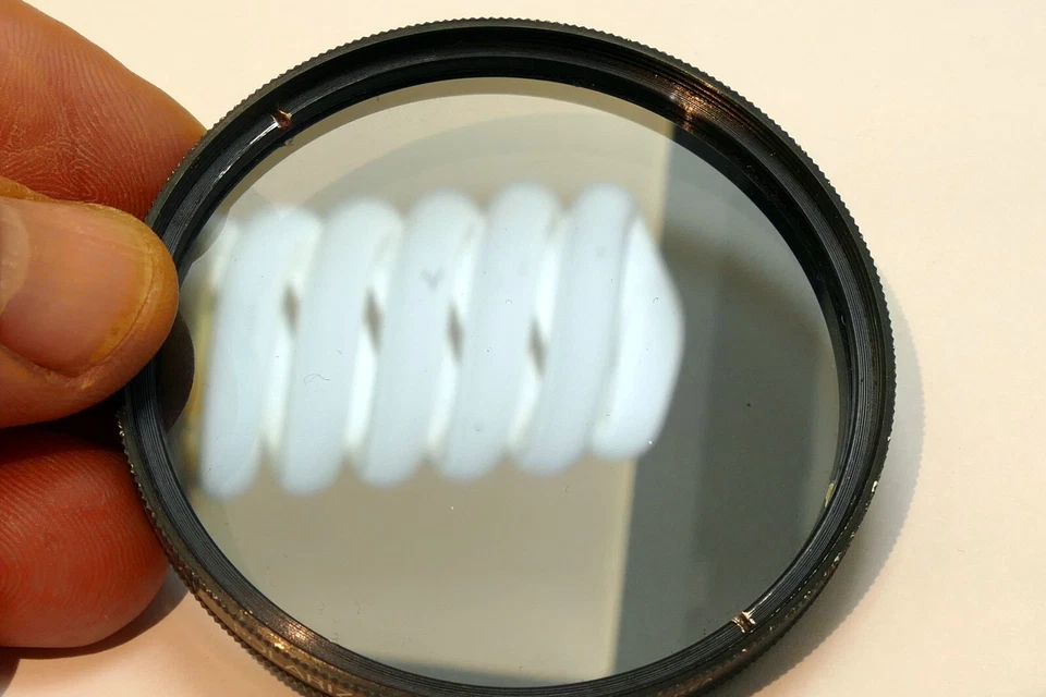 Sakar 62mm Lens Filter Polarizing PL Polarizer - Image 4 of 4