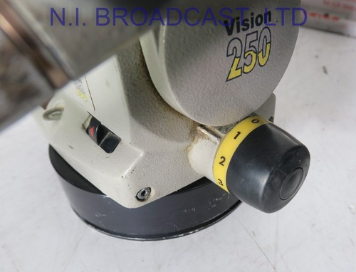 Vinten vision 250 tripod head with wedge plate (3kg -33kg payload) (ref 3) - Picture 11 of 13