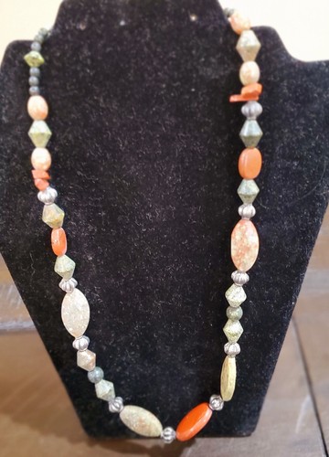 Polished Stone Necklace With Silver Tone Metal Beads Multicolor Earth Tones 20" - Picture 5 of 8