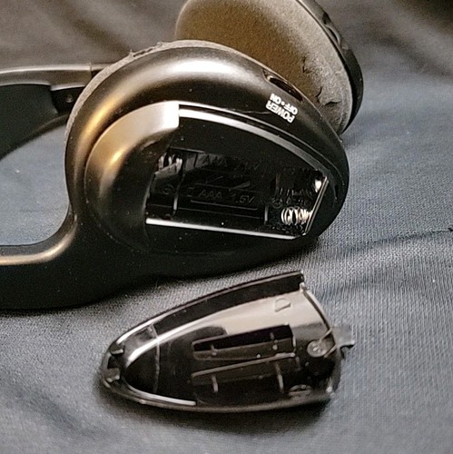 Toyota Wireless Automotive Infrared Headphones PT900-00030 OEM Set Of 2 - Bild 8 von 16