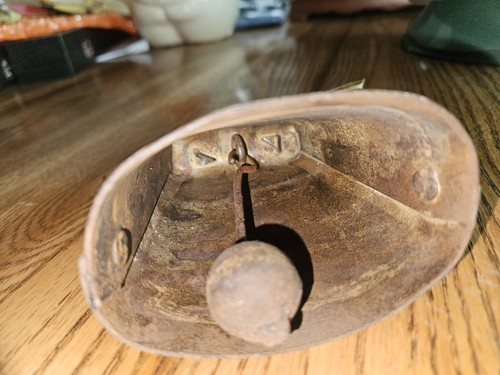 Antique Holstein Bell No 4 Blum Mfg. Co. USA Farm Cow Gold Label - Picture 6 of 6