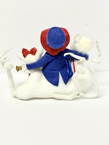 Annalee 2005 Patriotic 3 Bunch of Mice, Uncle Sam Holding Up the American Flag - Picture 6 of 9