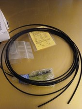 KEYENCE Fiber Optic Sensor FU-E11 NEW
