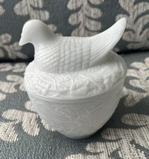 Vintage Avon White Milk Glass Hen on Neat Covered Candy Dish 1970's Chicken
