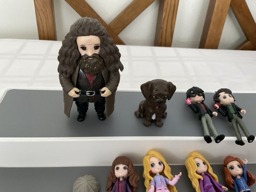 HARRY POTTER FIGURES X 8 MAGICAL MINIS (113/32) - Picture 2 of 6