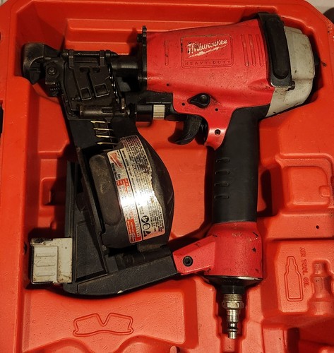 7120-21 Milwaukee Heavy Duty Pneumatic Coil Roofing Nailer With Box