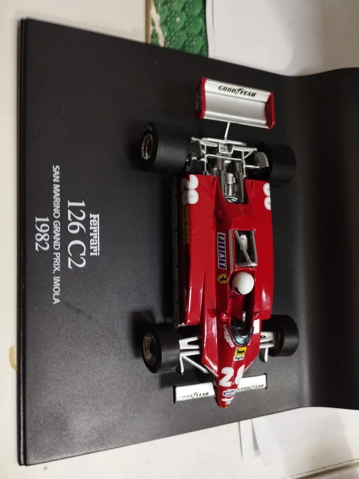 HotWheels F1 Ferrari 126 C2 #28 San Marino GP 1982 La Storia 1/43 - Immagine 2 di 3