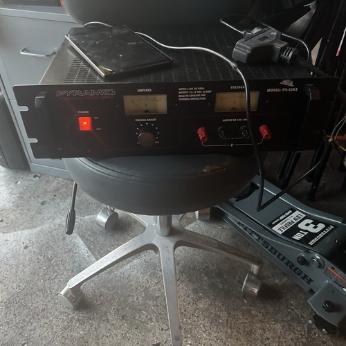 Pyramid PS-52KX Regulated 12-15v Power Supply Rack Mount - TESTED - GC-5638