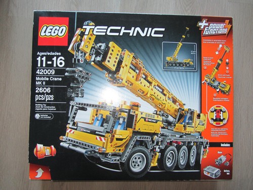 NEW SEALED BOX LEGO TECHNIC Mobile Crane Mk II 42009 - Picture 1 of 4