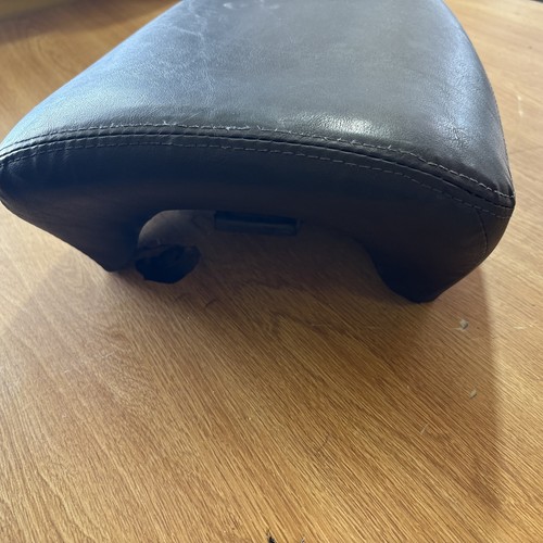 2005 HONDA SHADOW SPIRIT 1100 VT1100C REAR BACK PASSENGER SEAT - Picture 5 of 9