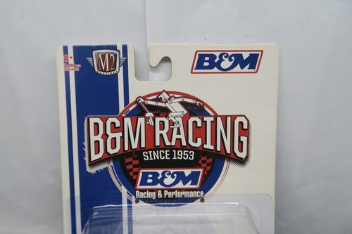M2 MACHINES 1/64 SCALE AUTO DRIVERS B & M 1967 CAMARO SS/RS 396 ! NICE CAR! - Picture 2 of 12