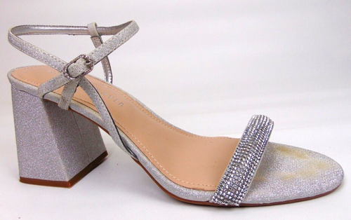 Women’s Kelly & Katie BECHELA Ankle Strap Block Heel Sandal Size 9.0 WIDE, Silve - 第 1/13 張圖片