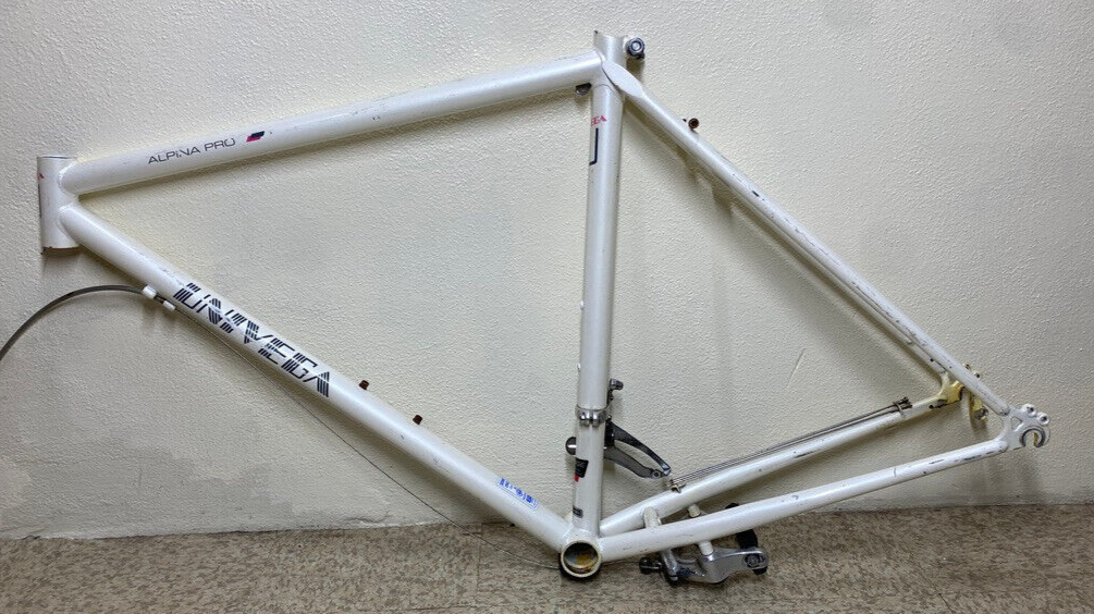 Foto 2 di 22