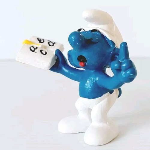 Smurfs Teacher Smurf with School Book Red Cover Vintage Figure 1980 (A2)